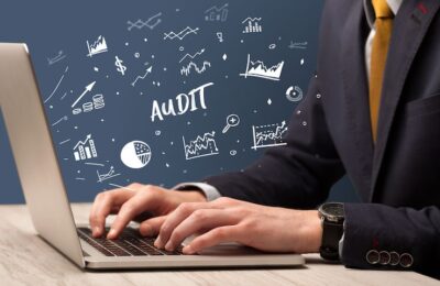 Can a shareholder request an audit?