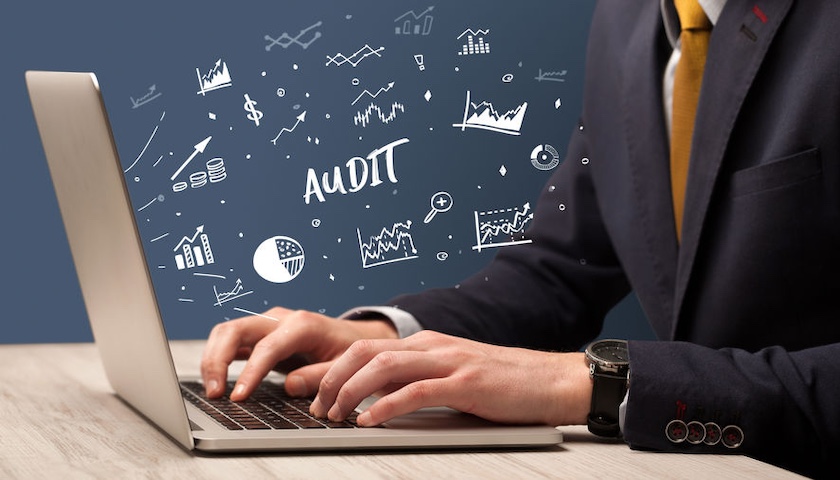 Can a shareholder request an audit?